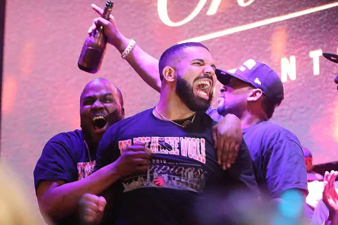 Drake Is The First Artist Ever To Debut 3 Top Songs On The Hot 100