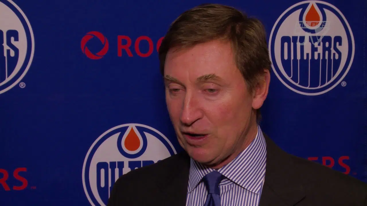 Wayne Gretzky steps down from role with Edmonton Oilers