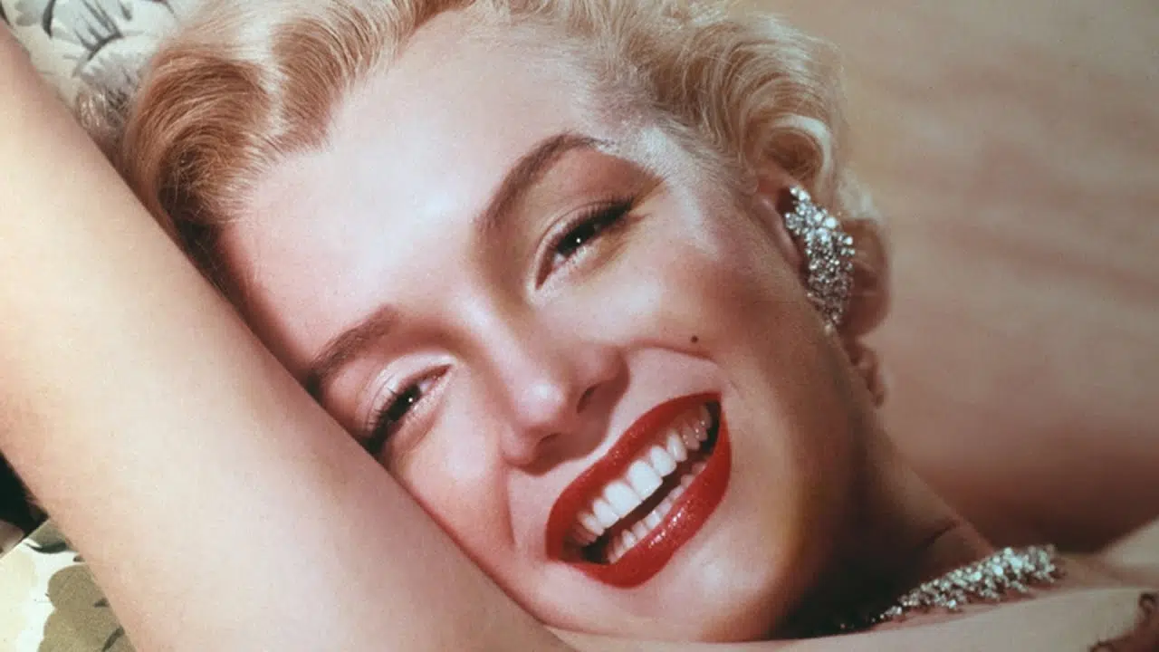Marilyn Monroe's Personal Cookbooks Go Up for Auction