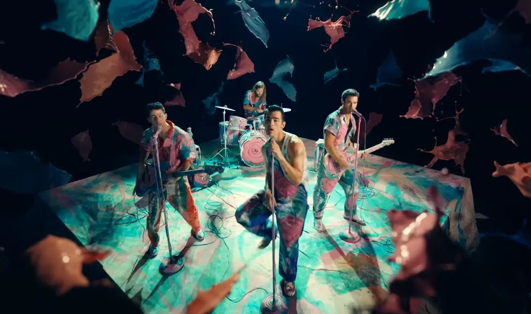 [WATCH] Jonas Bros Release New Music Video For 'Who's In Your Head'