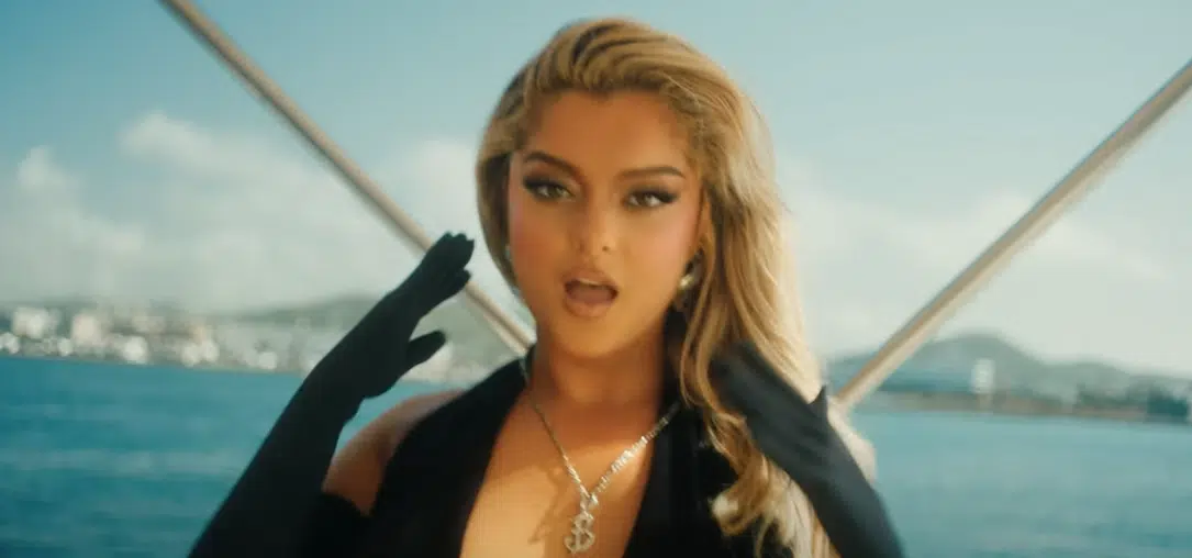 (Music Video) David Guetta & Bebe Rexha - I'm Good (Blue)