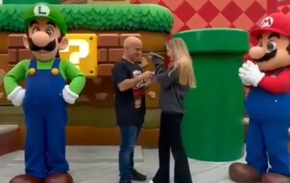 A Viral Moment: Luigi is Not Impressed By a Proposal At Super Nintendo World