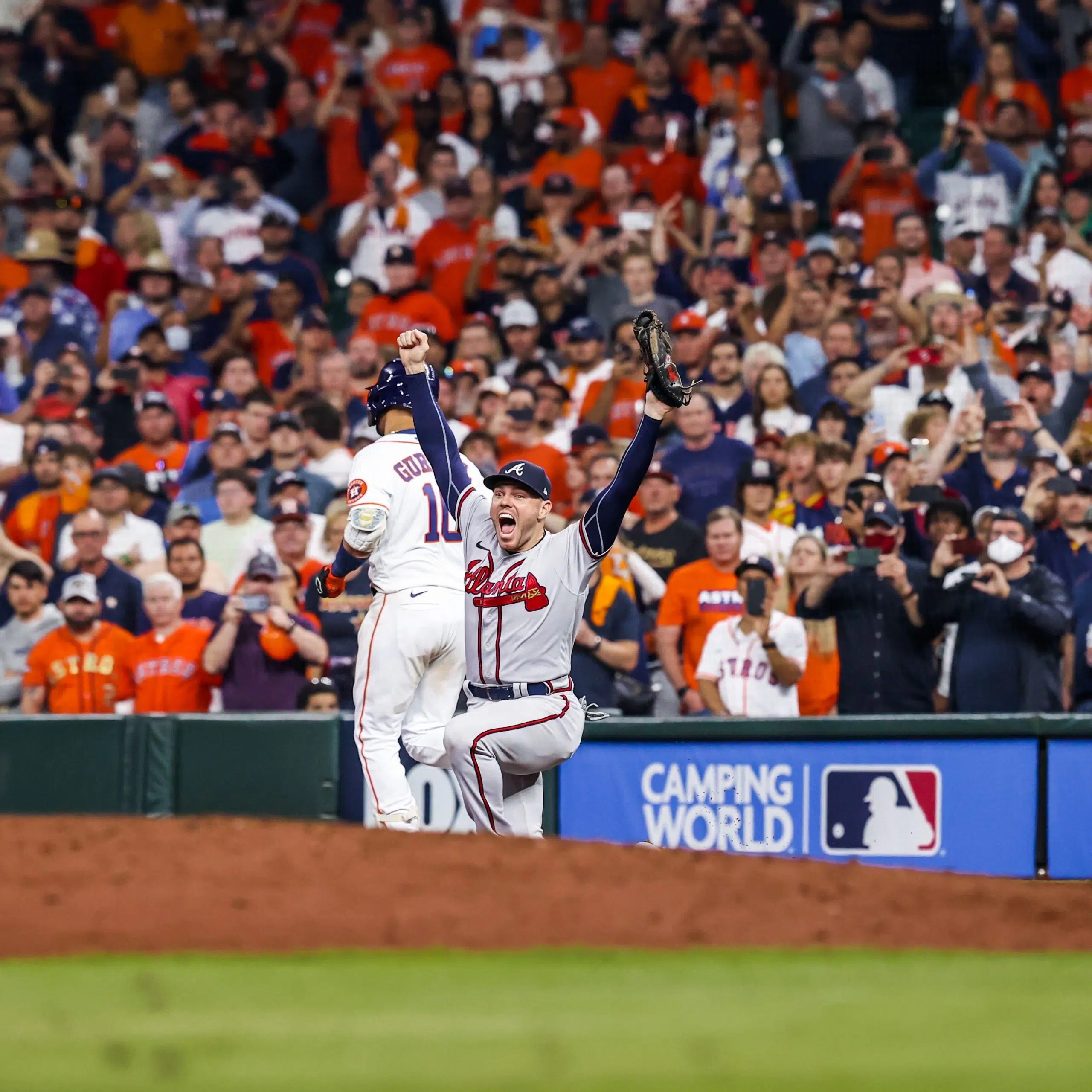 Braves take World Series for first time in 26 years
