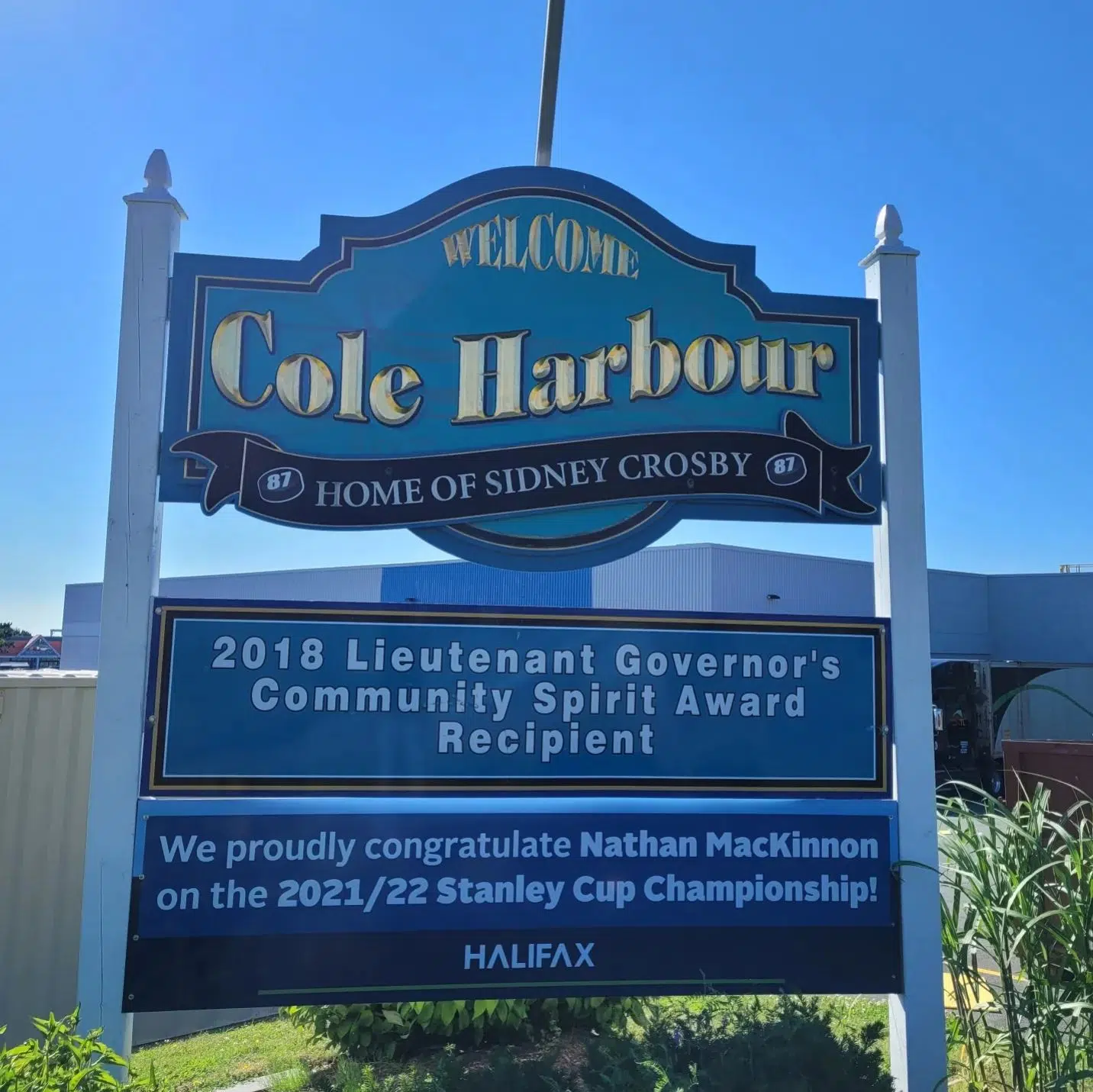 Nathan MacKinnon Added To Cole Harbour Sign!
