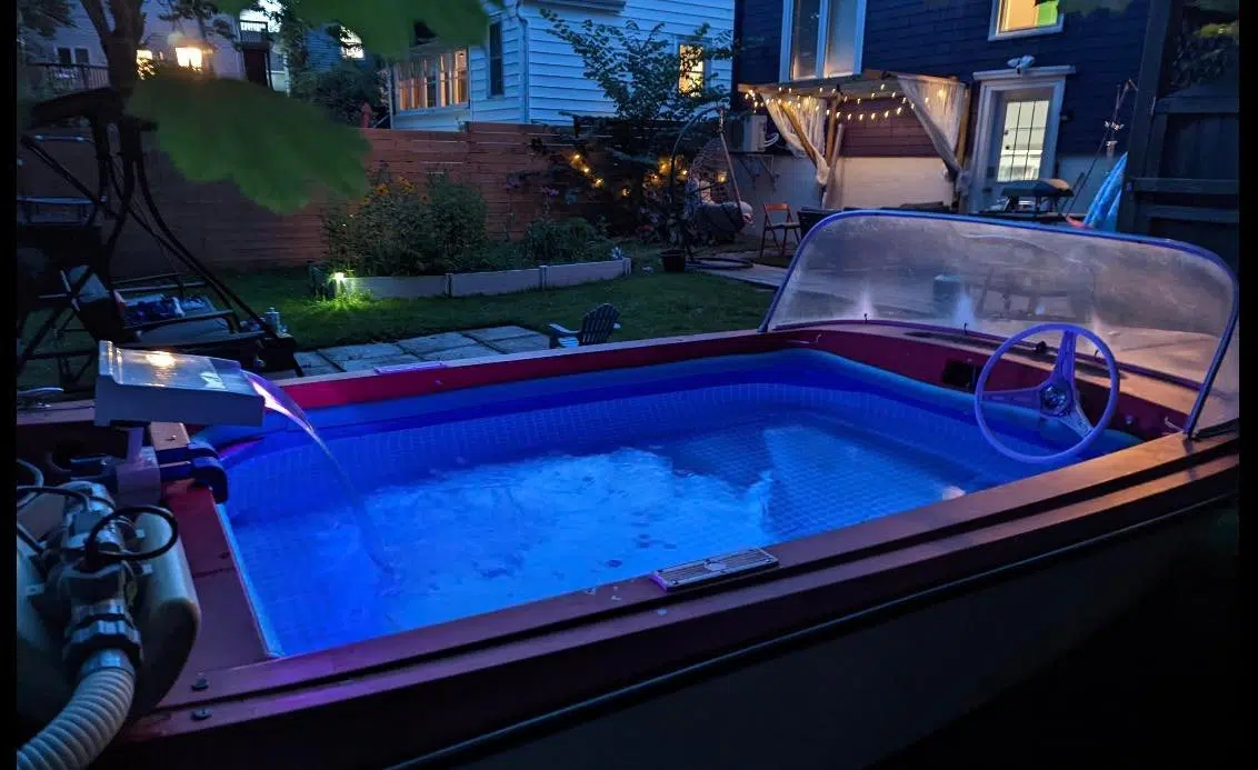 Coolest Boat-Pool In HRM