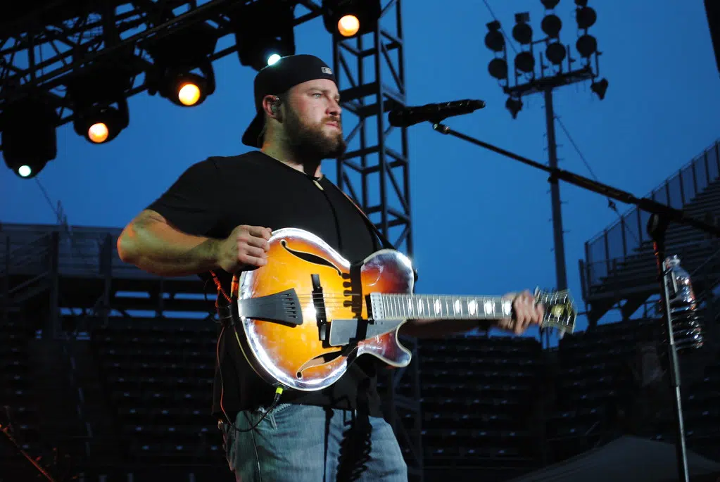 Zac Brown Band's Tribute To The Late Robbie Robertson