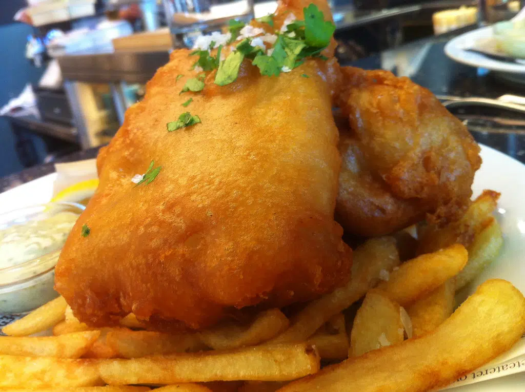John's Lunch In Dartmouth To Close