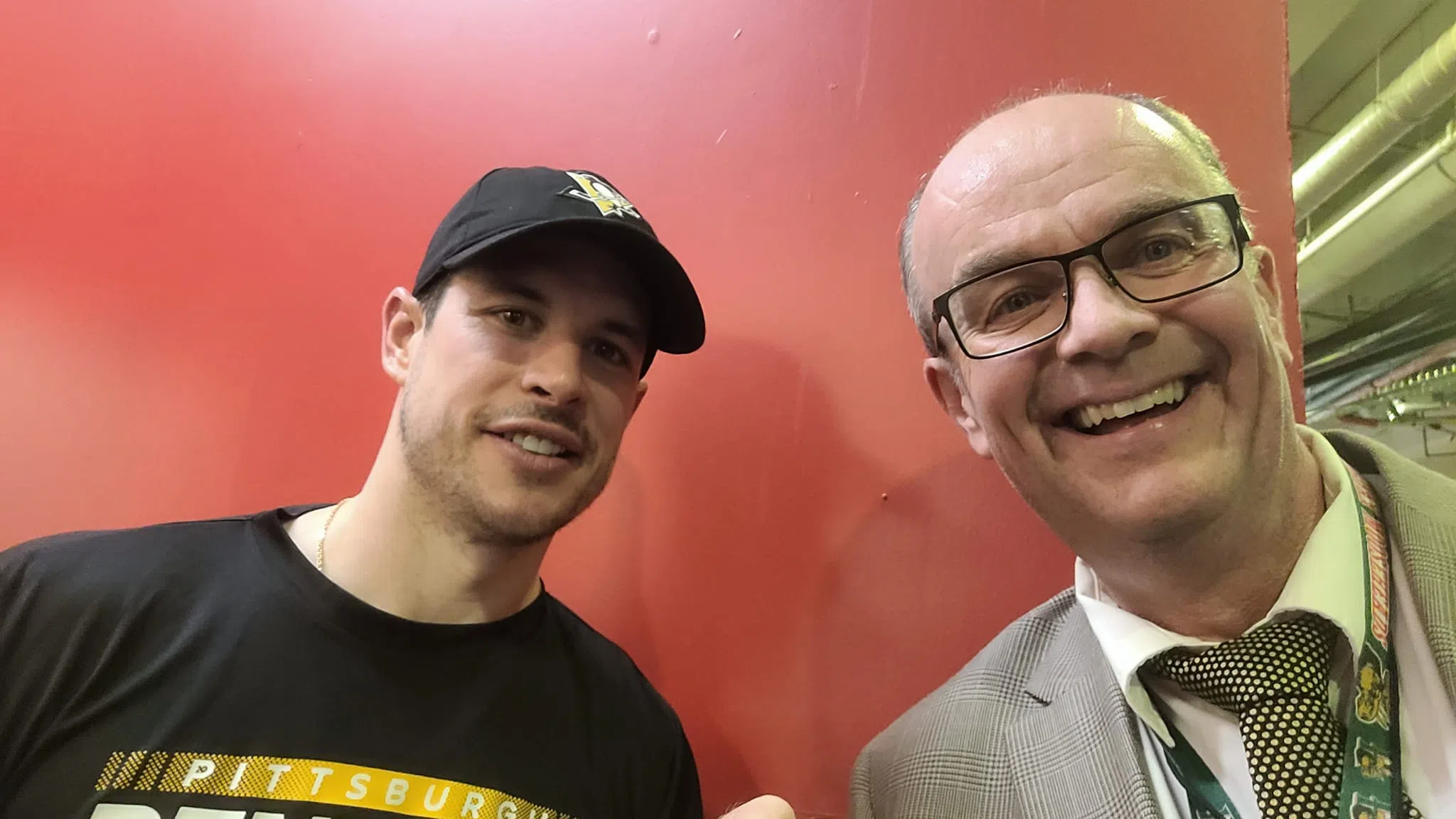 Cole Harbour's Sidney Crosby Signs Again With The Pens
