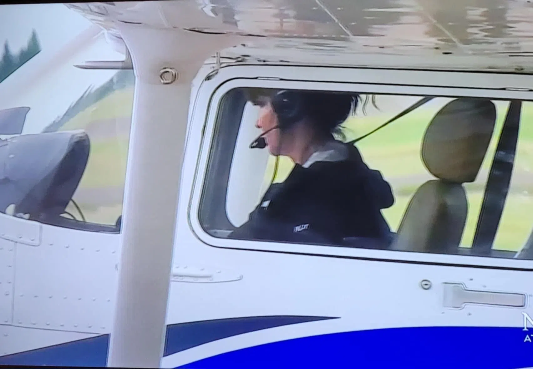 Former Hot Country Host Now Pilot, First To Report Bayers Lake Wildfire
