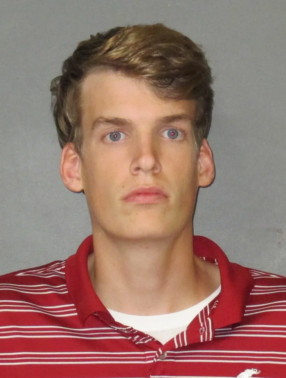 Alabama student accused of bomb threat against Tiger Stadium released from EBR jail