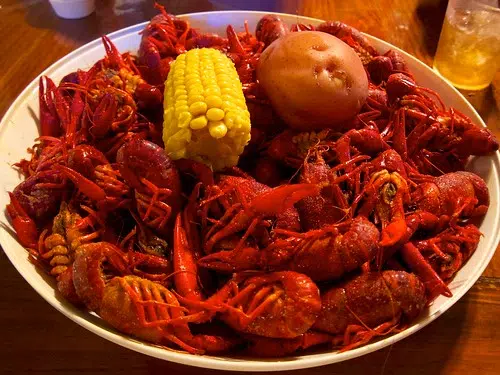 Crawfish prices down an average 15-cents a pound this weekend, what can you expect Easter weekend