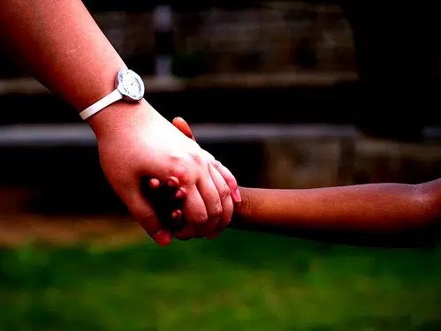 LSU Psychology Professor: Have a consistent schedule to help kids cope with the COVID-19 crisis