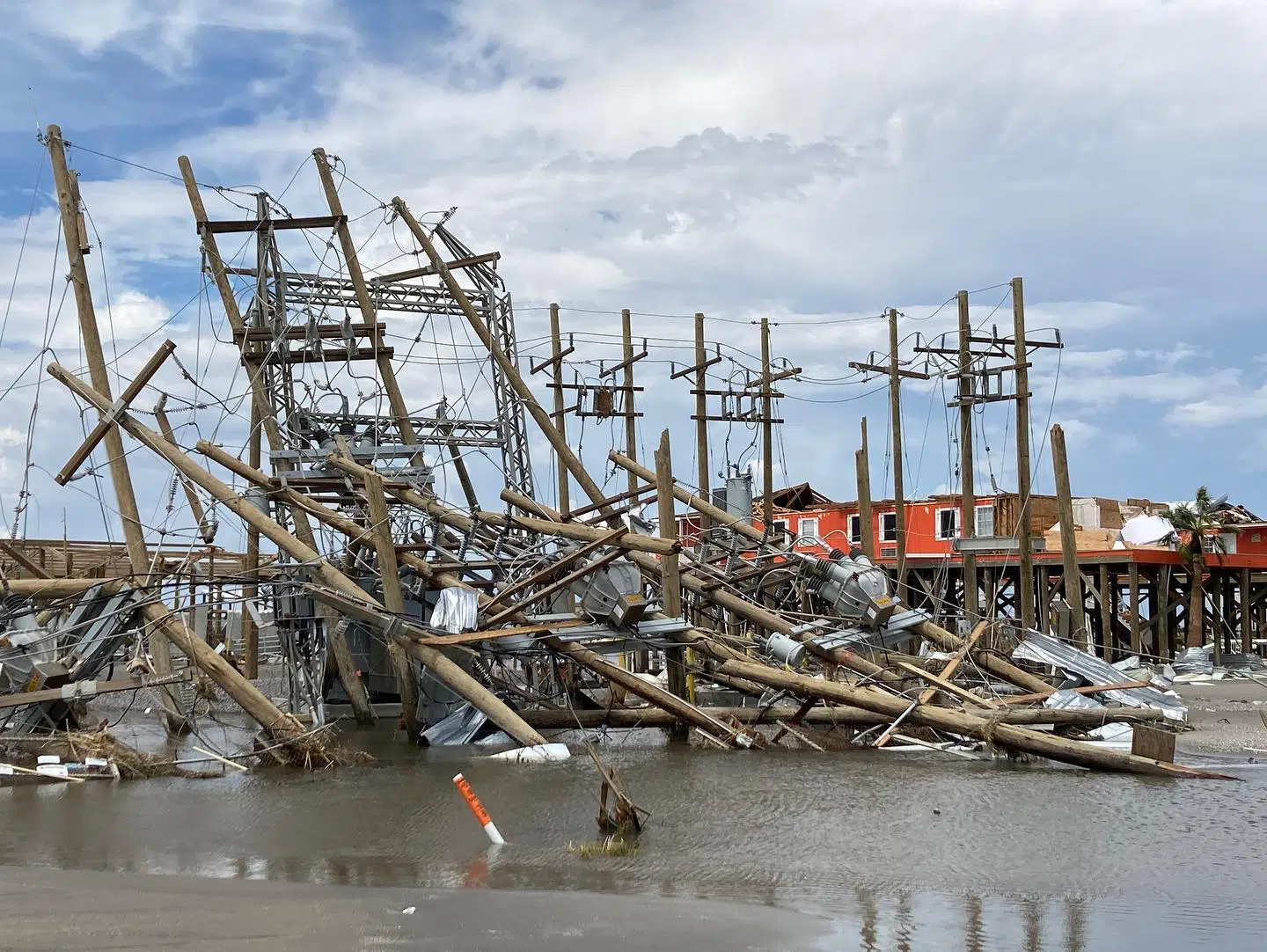 Hurricane Ida leaves Grand Isle uninhabitable, 100% of structures are damaged