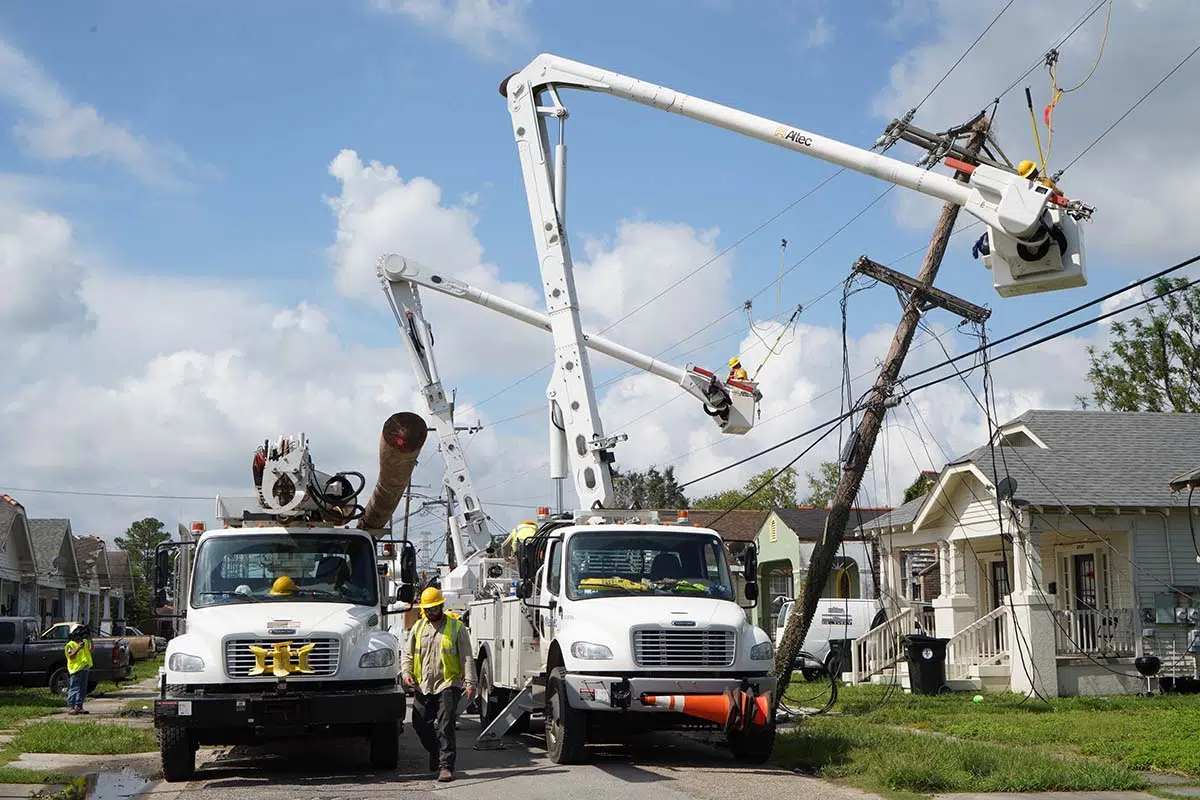 Is it possible for utility companies to put most of their infrastructure underground to avoid lengthy power outages?