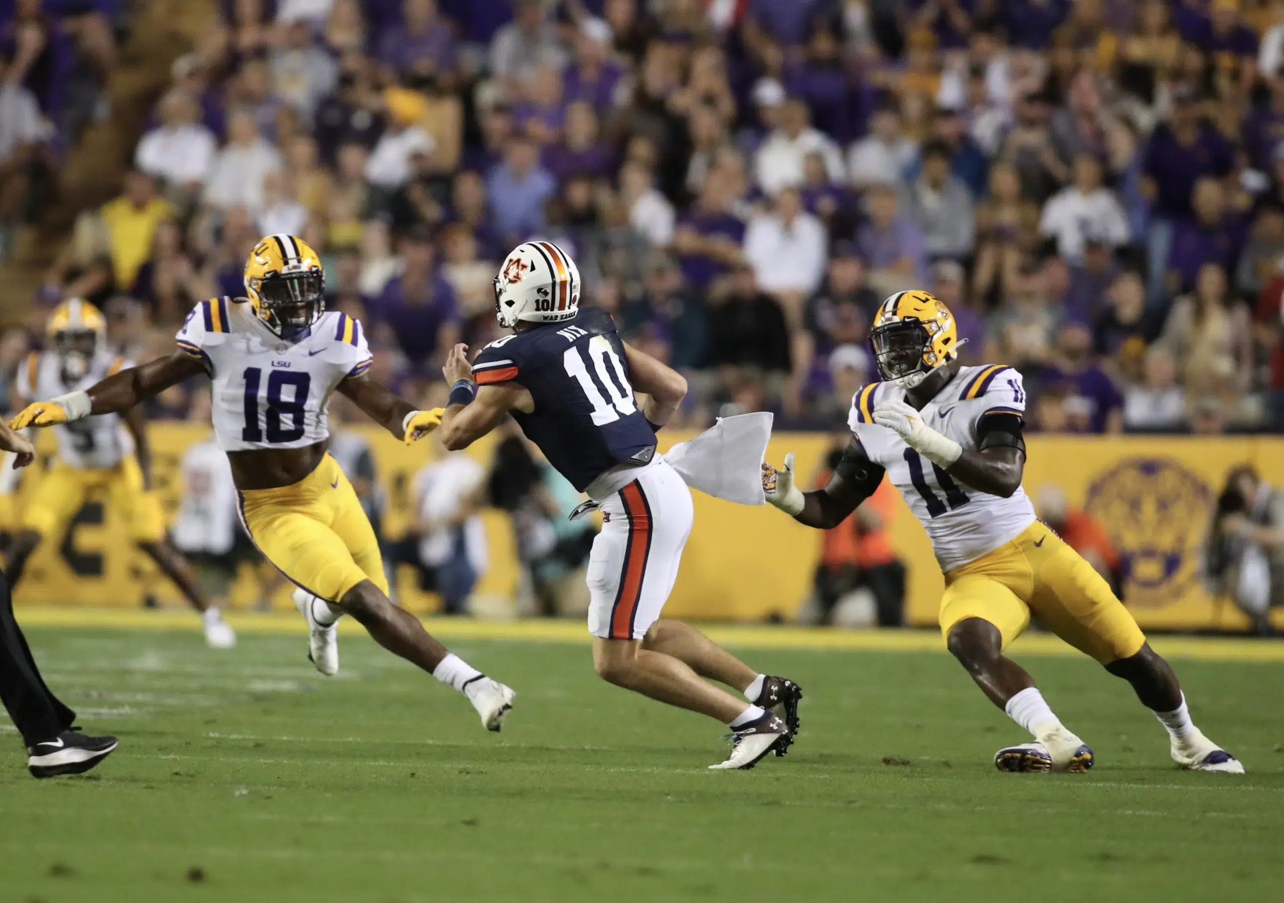 Auburn beats LSU at home for the first time since 1999