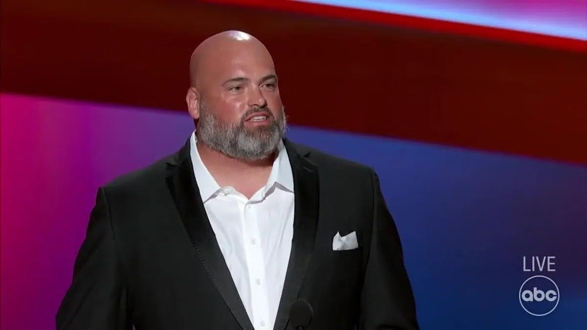 Andrew Whitworth named NFL's Walter Payton Man of the Year