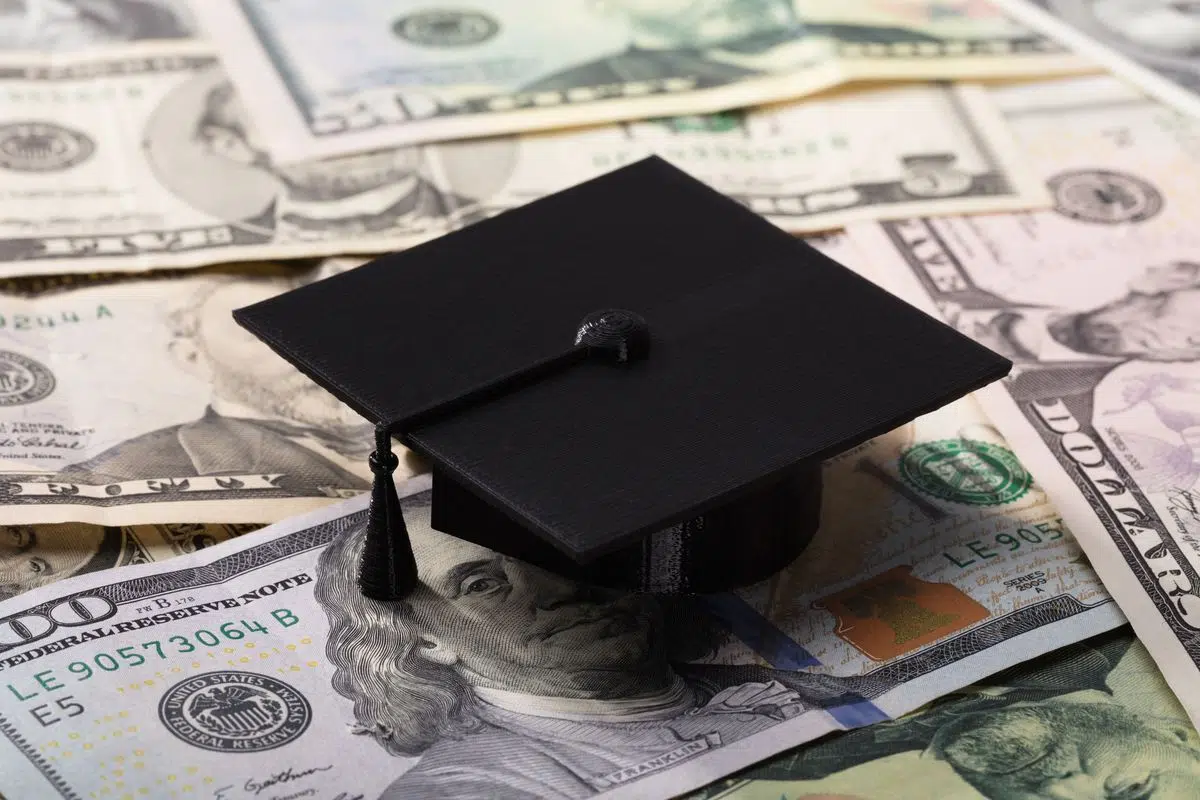 New Tulane study finds that college is becoming cheaper for some, even as tuition rates rise