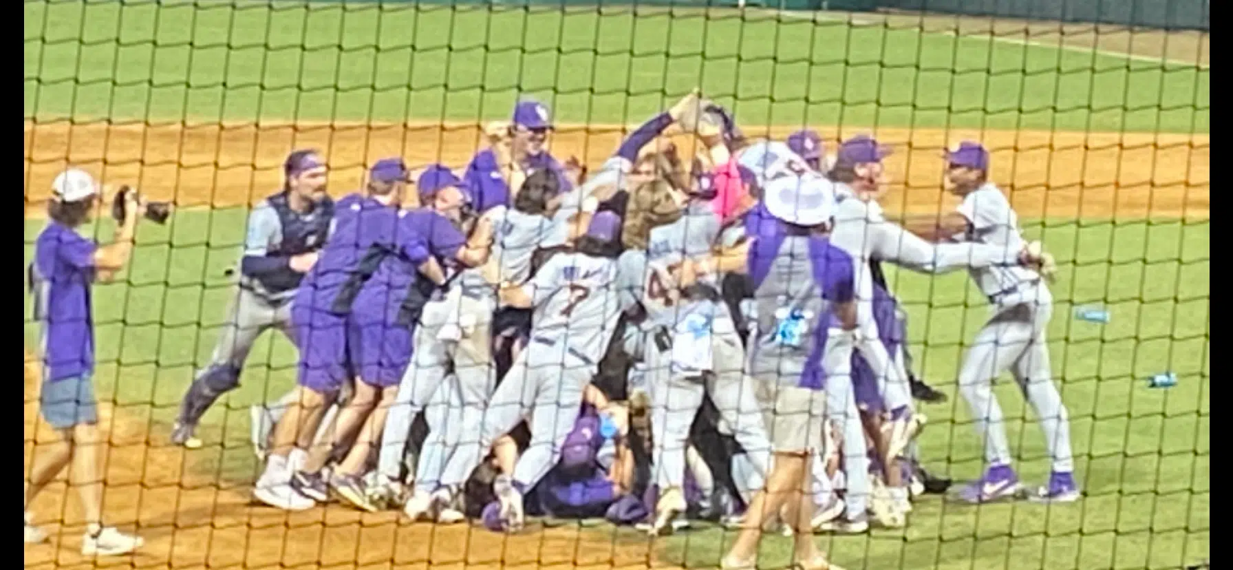 LSU heading to the College World Series for a 19th time