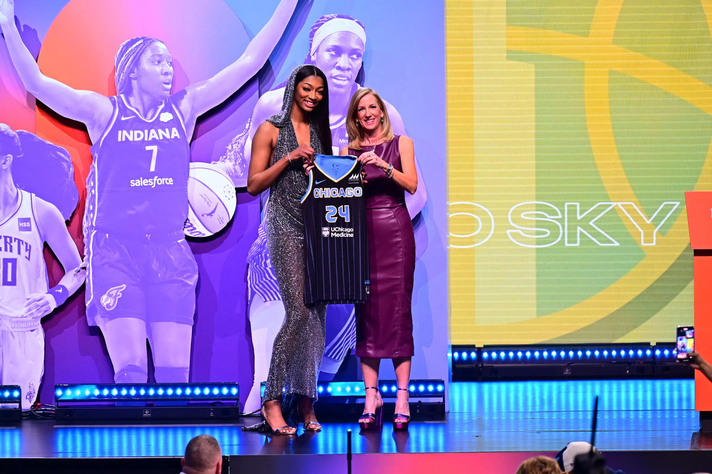 Chicago Sky select Angel Reese in the first round of the WNBA draft