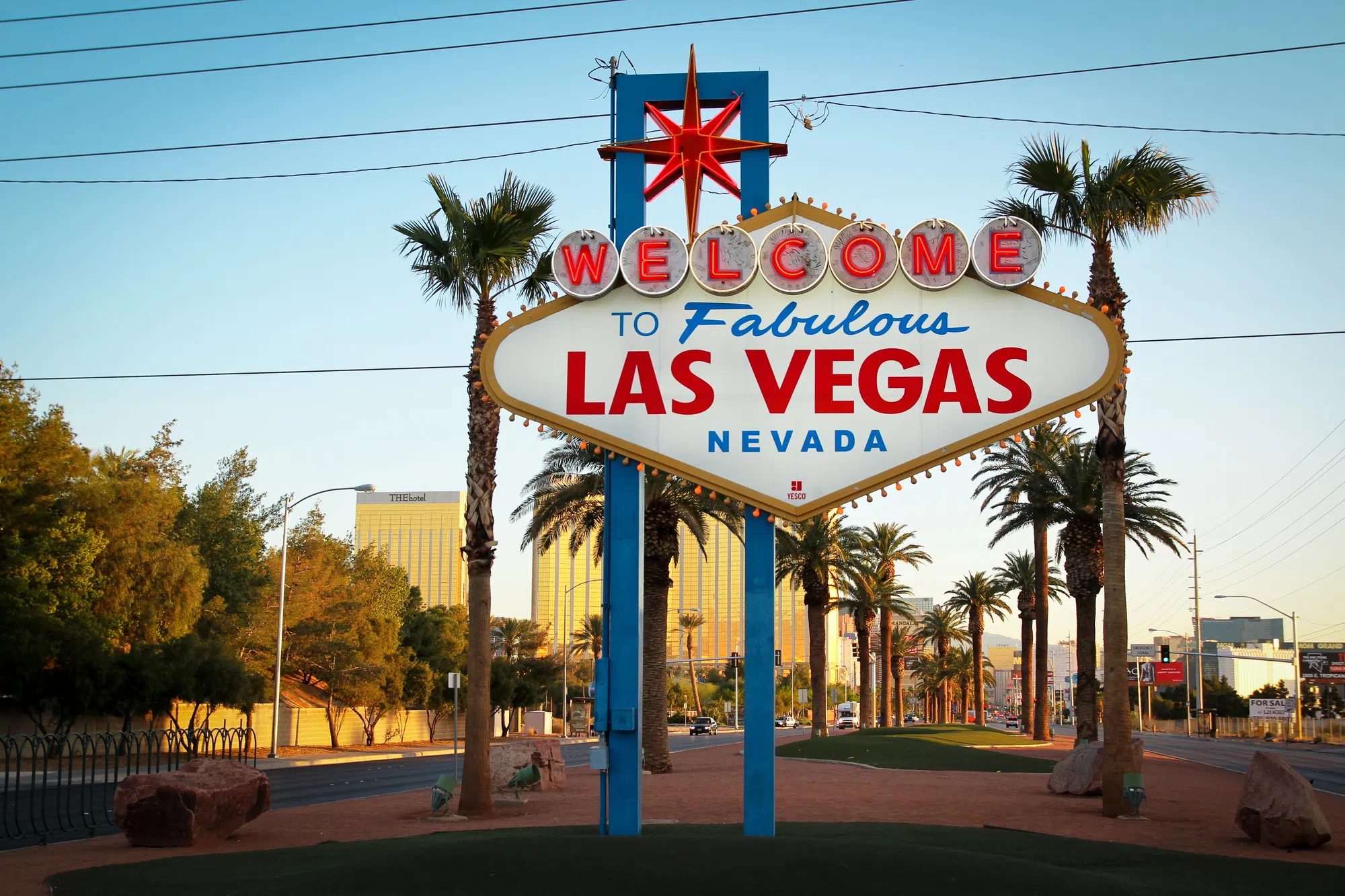 LSU fans head to Las Vegas for the Tigers season opener