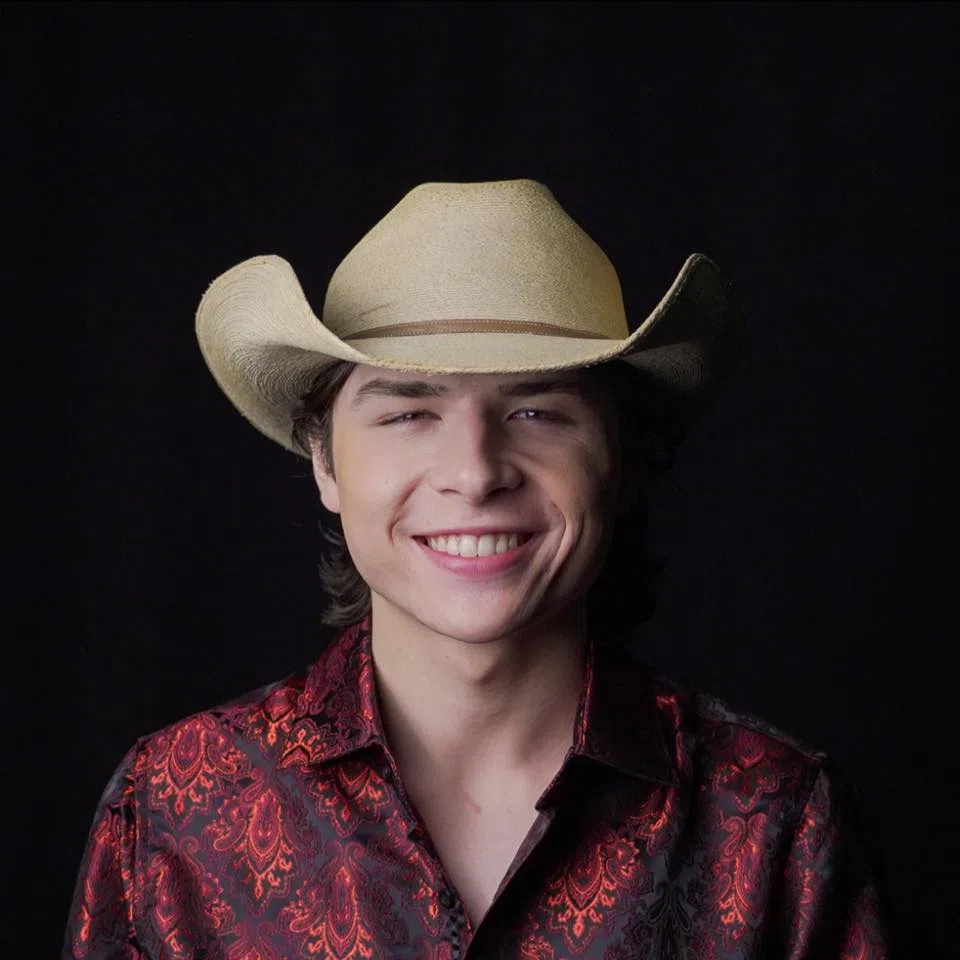 Brusly High graduate in Top 7 on American Adol