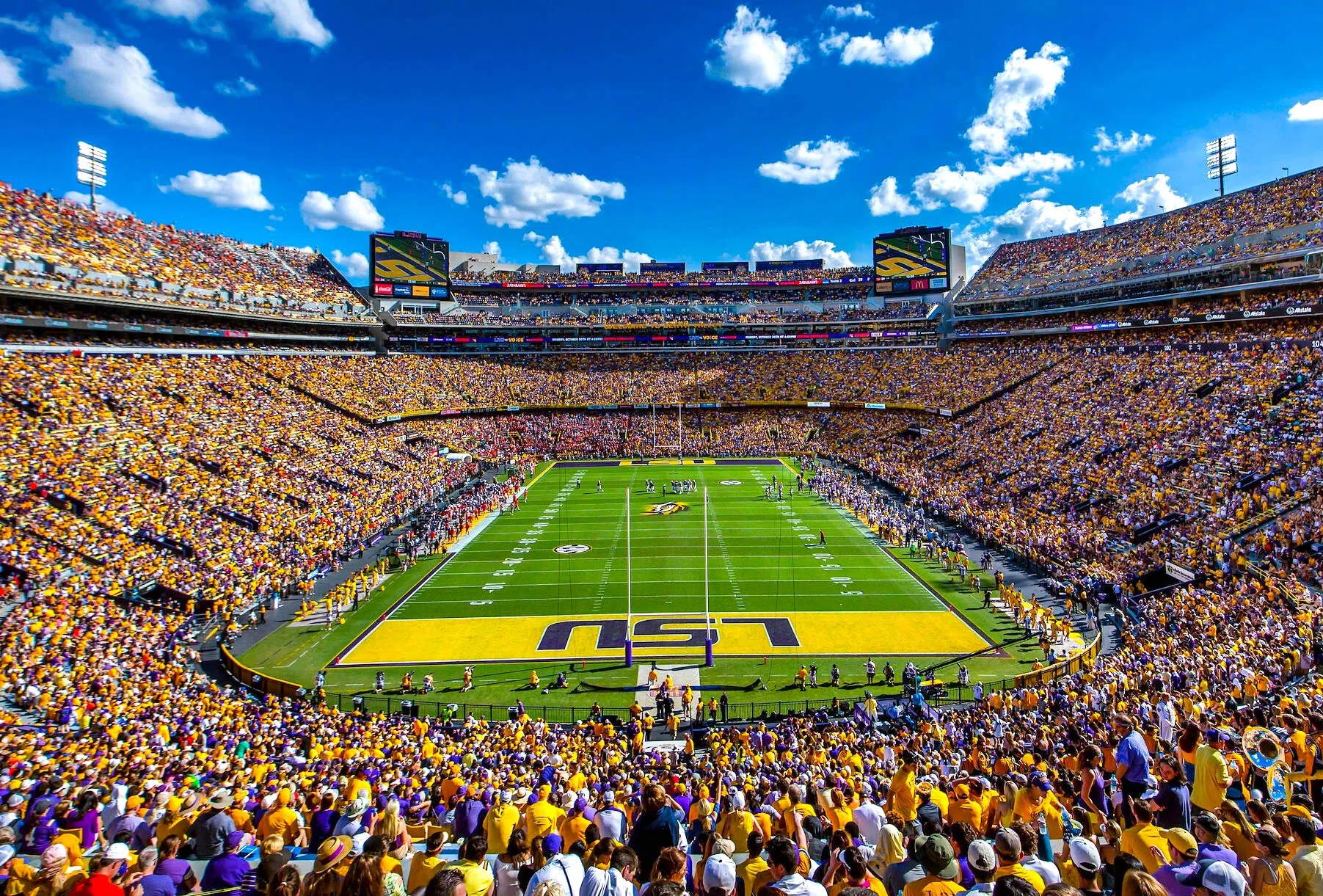 Louisiana Lawmakers advance resolution to discourage scheduling of daytime LSU home football games during the month of September