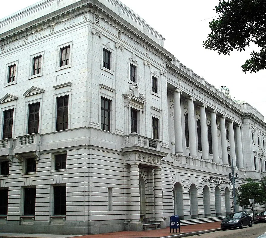 U.S. 5th Circuit Court of Appeals rules that Louisiana's legislative district map violates federal Voting Rights Act, discriminates against Black voters