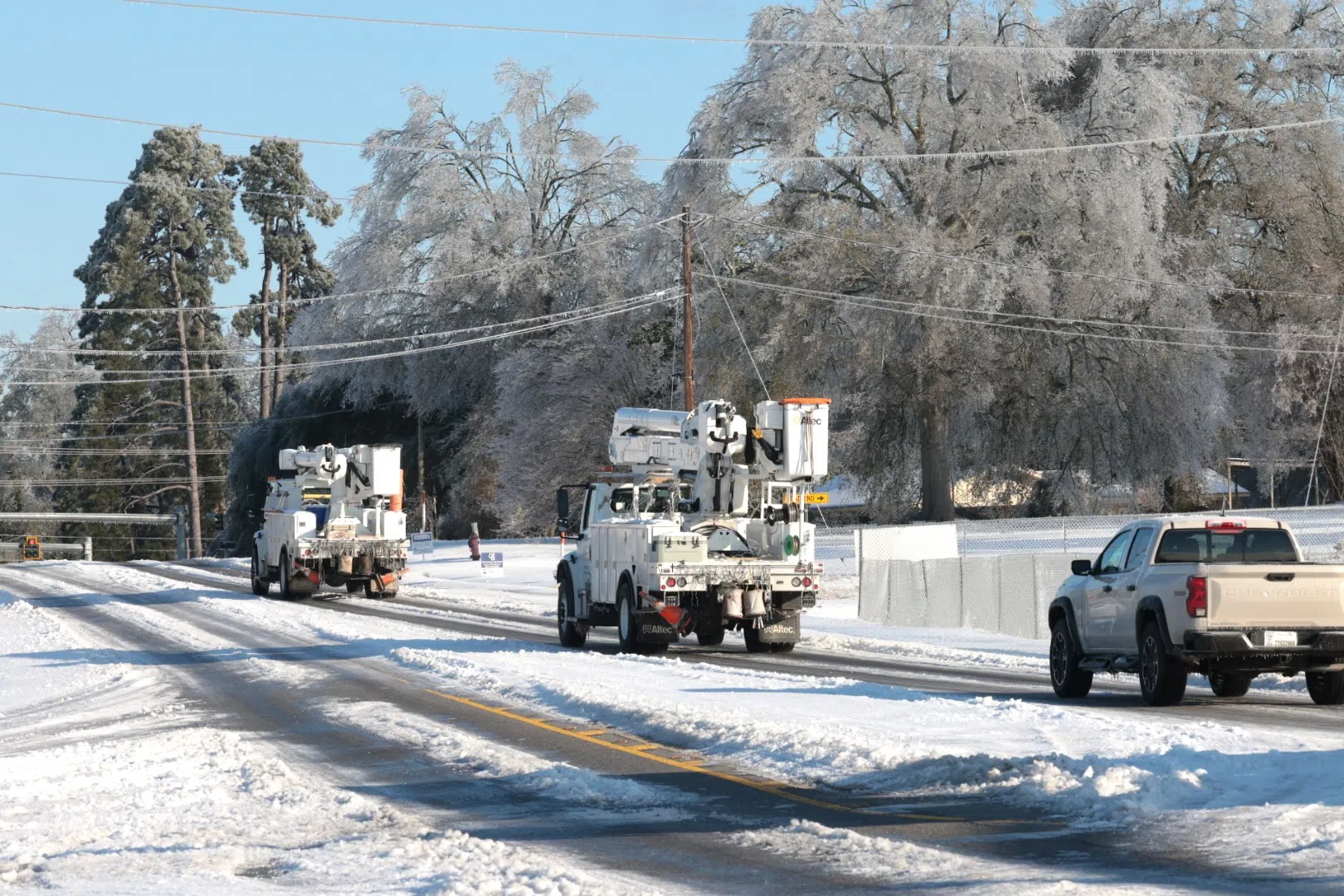 "Hell of a mess": Power companies scramble to restore electricity as ice storm ravages North Louisiana