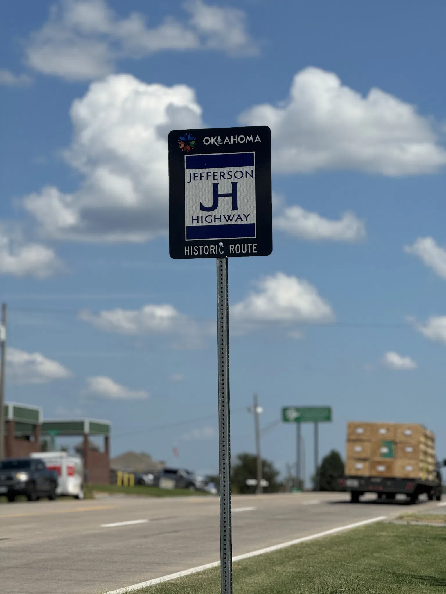 Jefferson Highway Association Celebrates New Oklahoma Signage