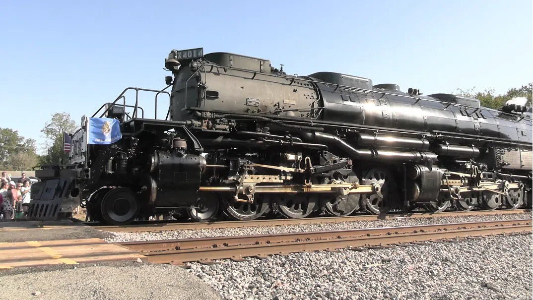 Big Boy Makes its Way through McAlester