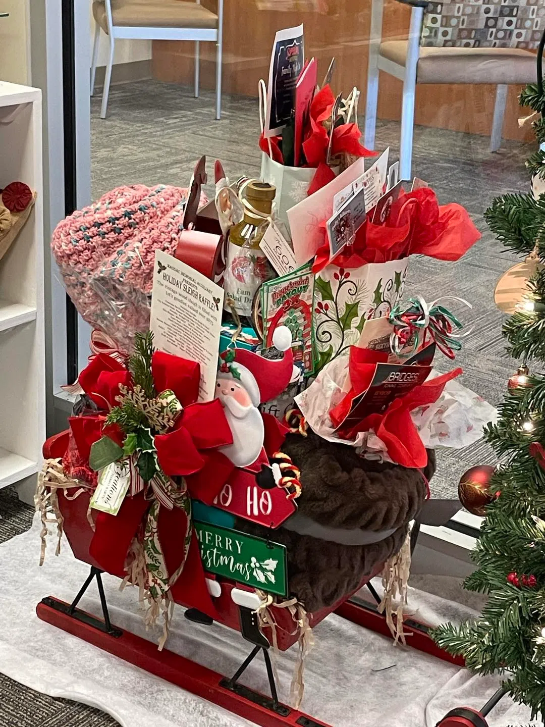 Massac Memorial Hospital Auxiliary Holiday Sleigh Giveaway Sunday!