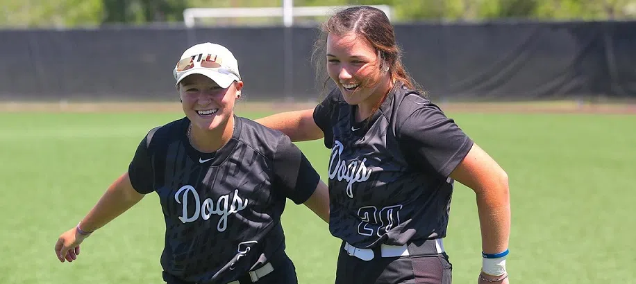 Oliveira no-hitter highlights TLU's four-game series sweep of Schreiner
