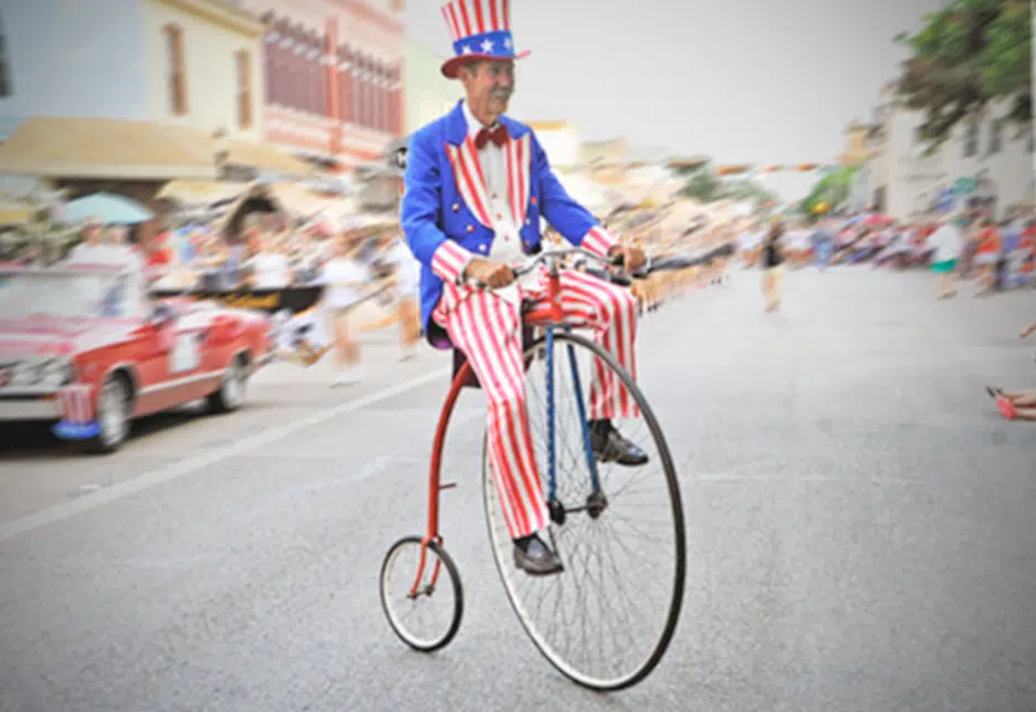 City council reaches consensus to move forward with 4th of July events as planned