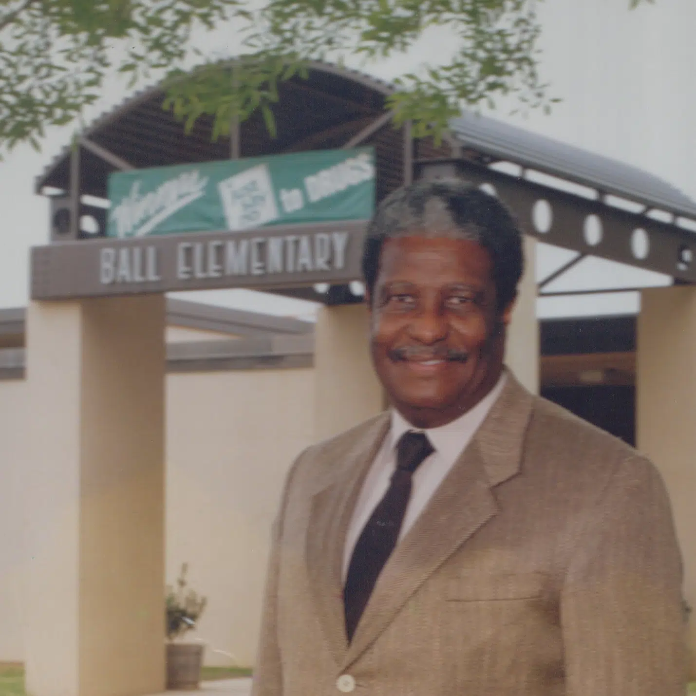 Sherwood Darnell "Don" Thompson