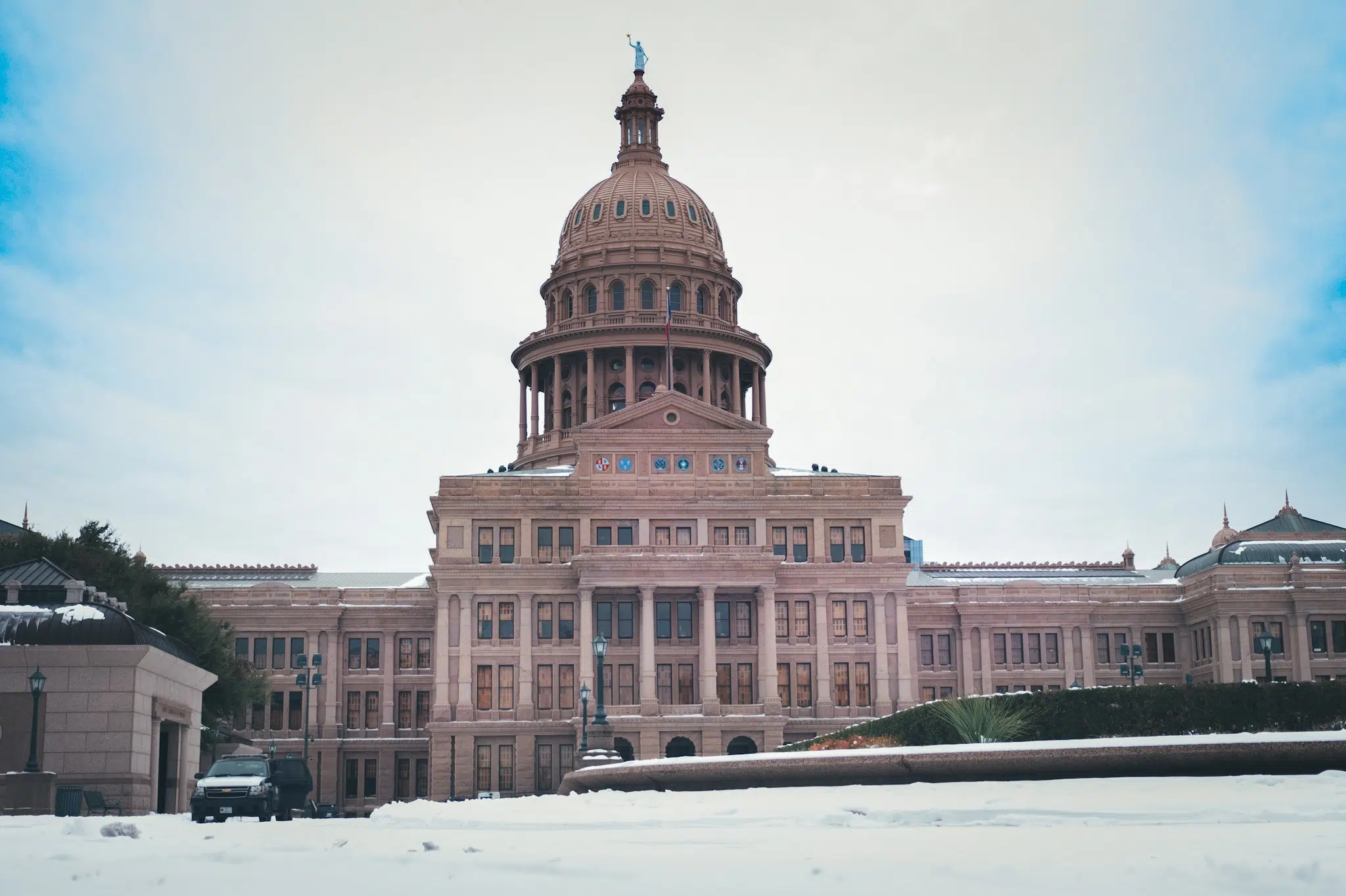 Legislative session to continue with discussion of impact of winter storm