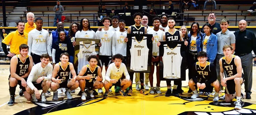 TLU men close regular season with home wins over Kangaroos, Gens, secure No. 4 seed in SCAC tourney