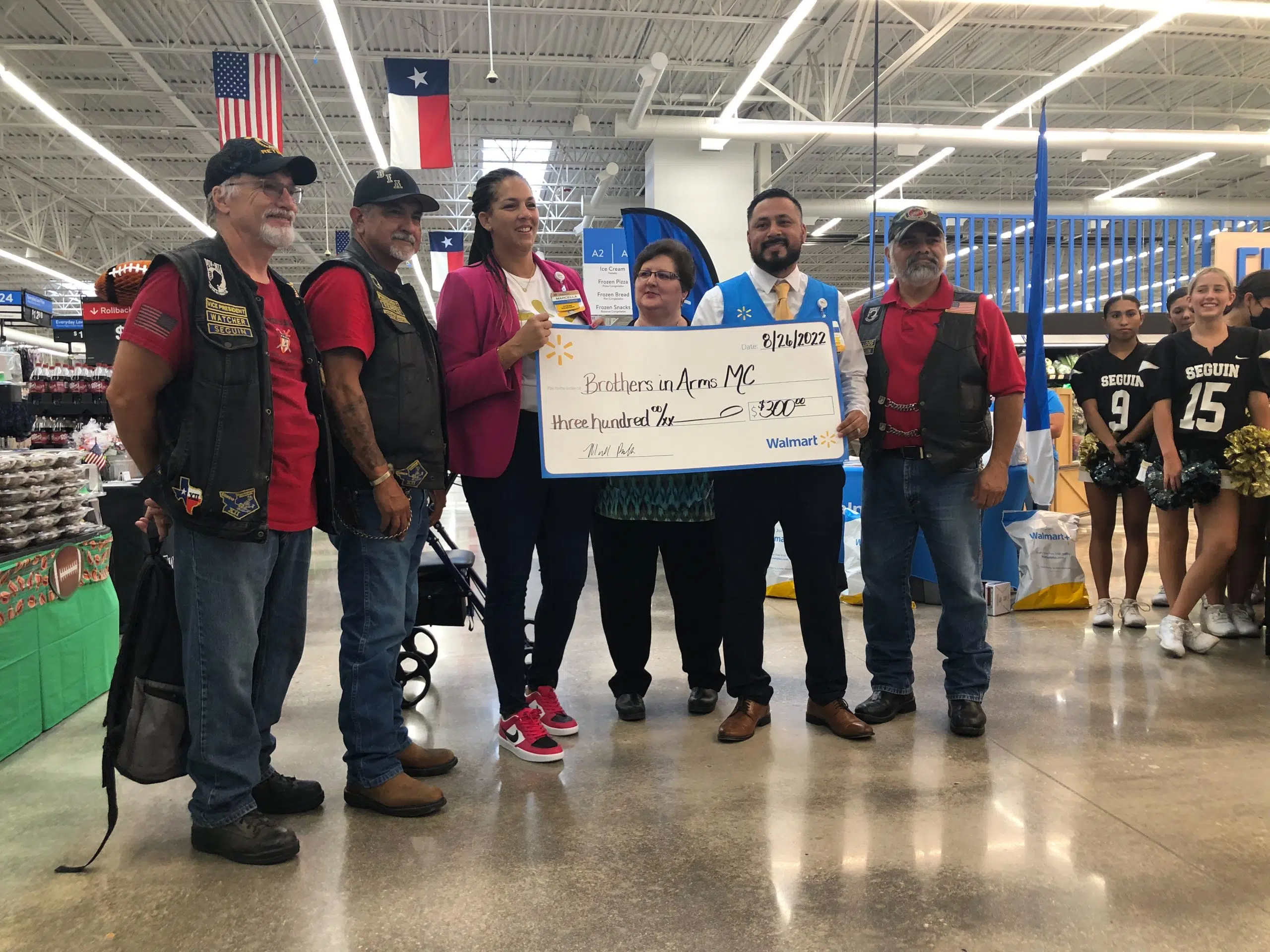 Seguin Walmart gives back to local non-profits in celebration of grand re-opening