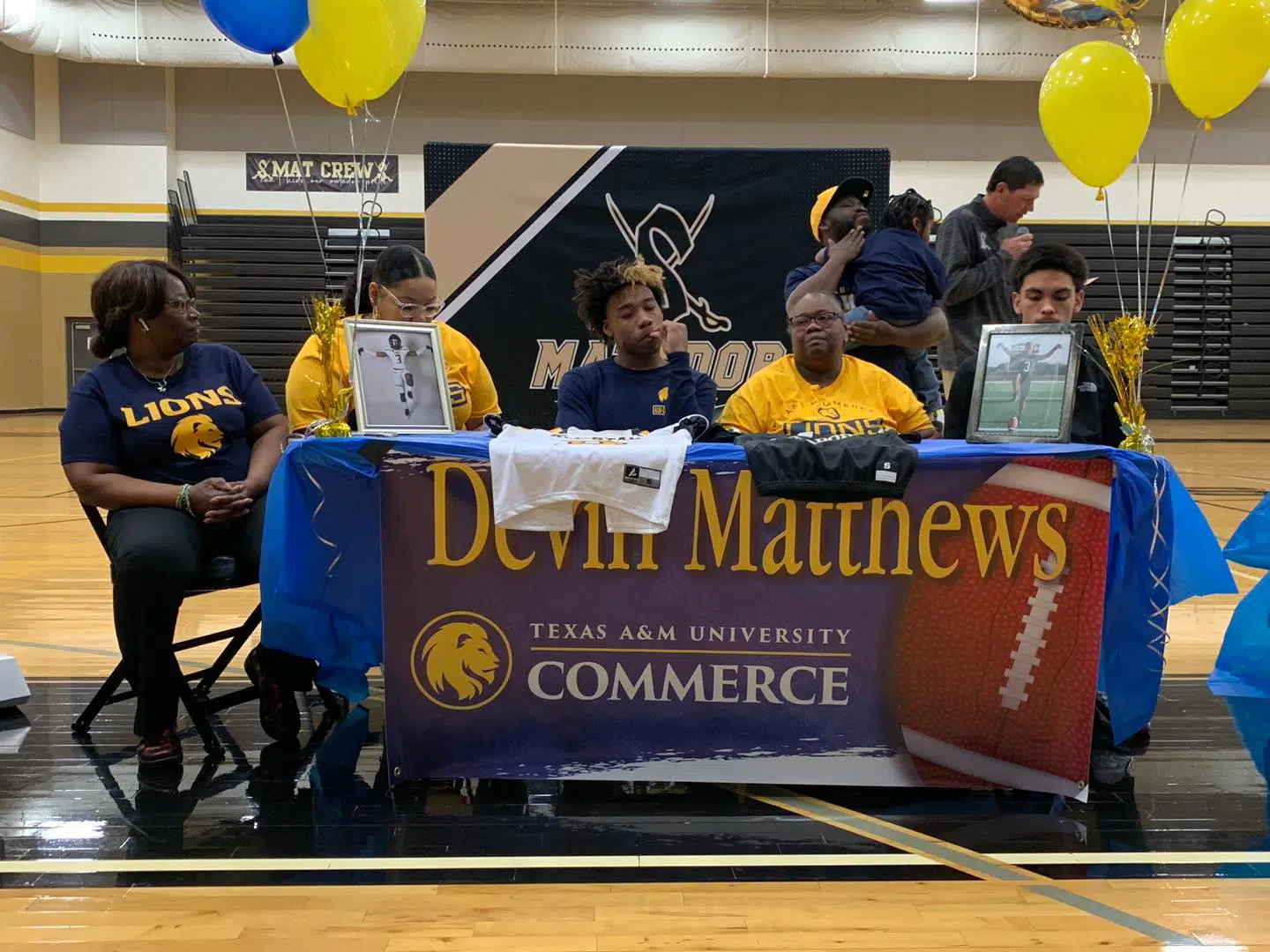 Seguin's Devin Matthews Makes it Official and Signs with Texas A&M-Commerce