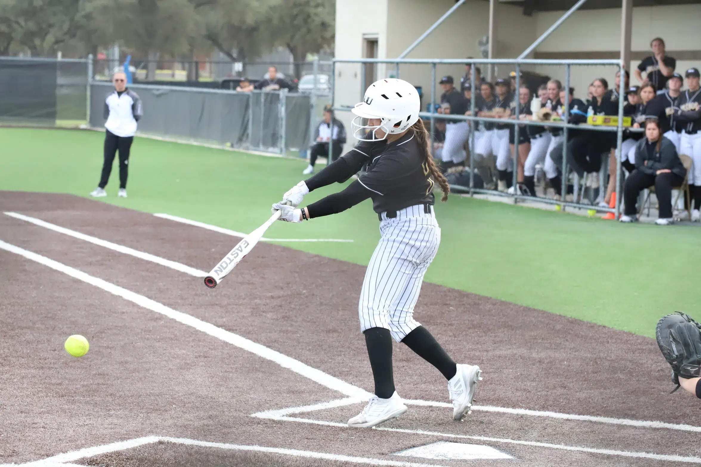 SOFTBALL -- Leal Honored as SCAC Hitter of the Week