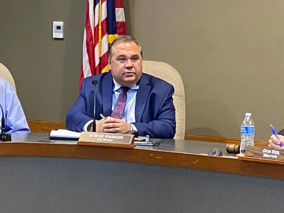 City manager gets vote of confidence from Seguin City Council