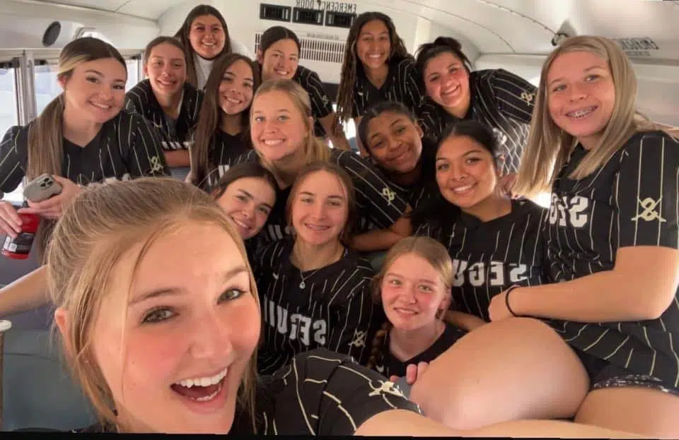 Seguin Lady Matador Softball Season Comes to a Close in Bi-District Playoff Loss to Hays