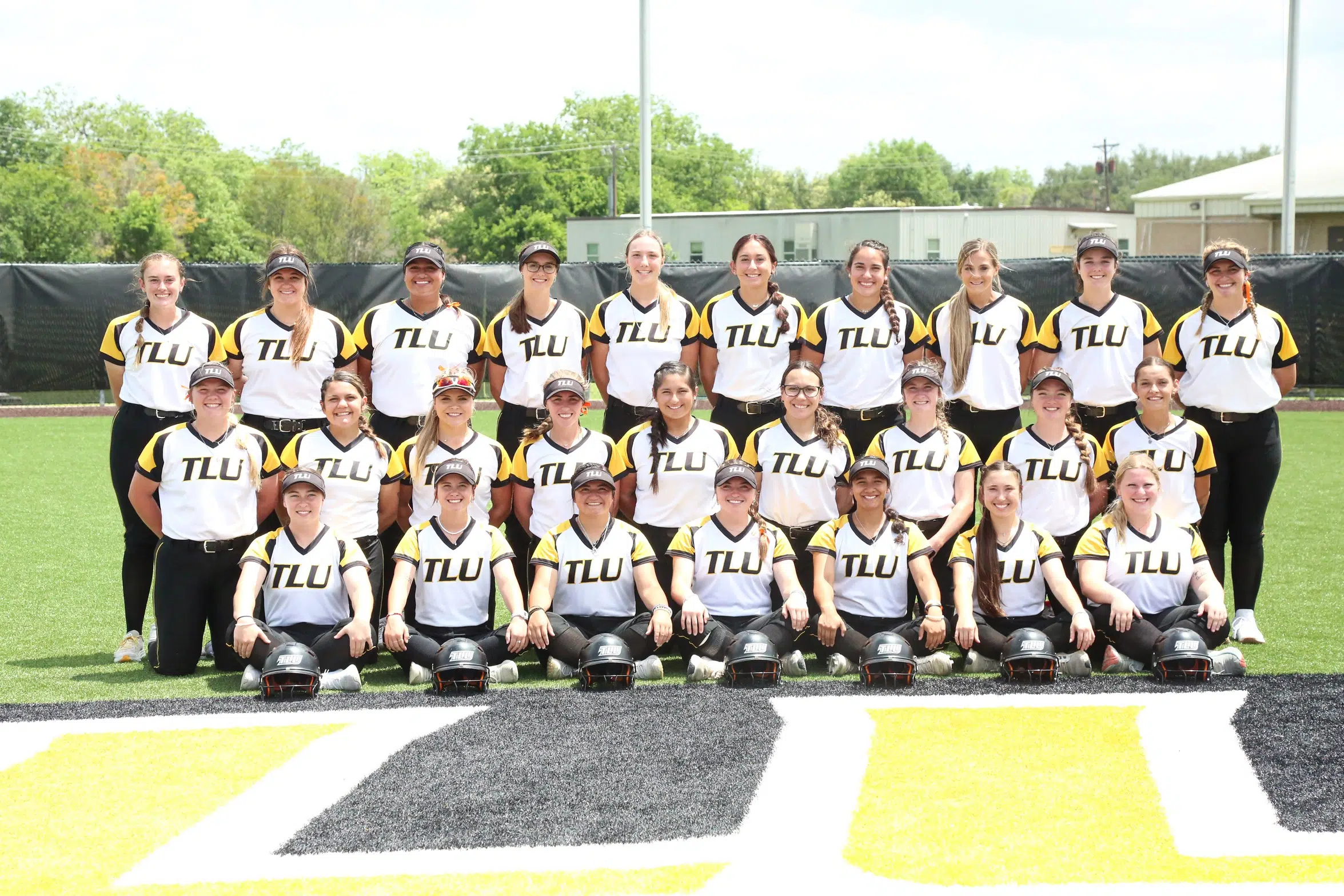 SOFTBALL -- 16 Bulldogs Earn Academic Honors from NFCA