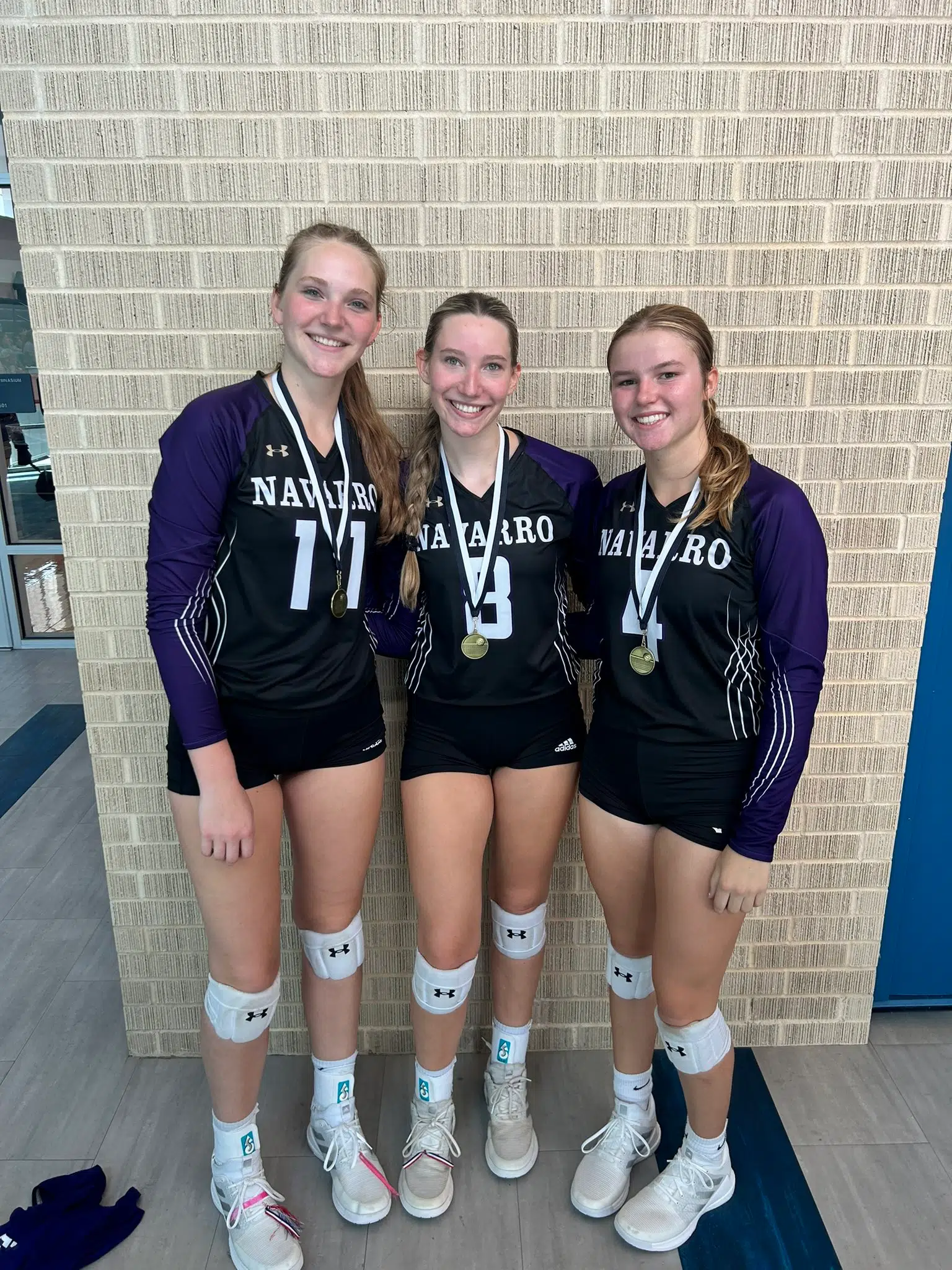 Navarro Lady Panthers win Hondo volleyball tournament and other tournament results