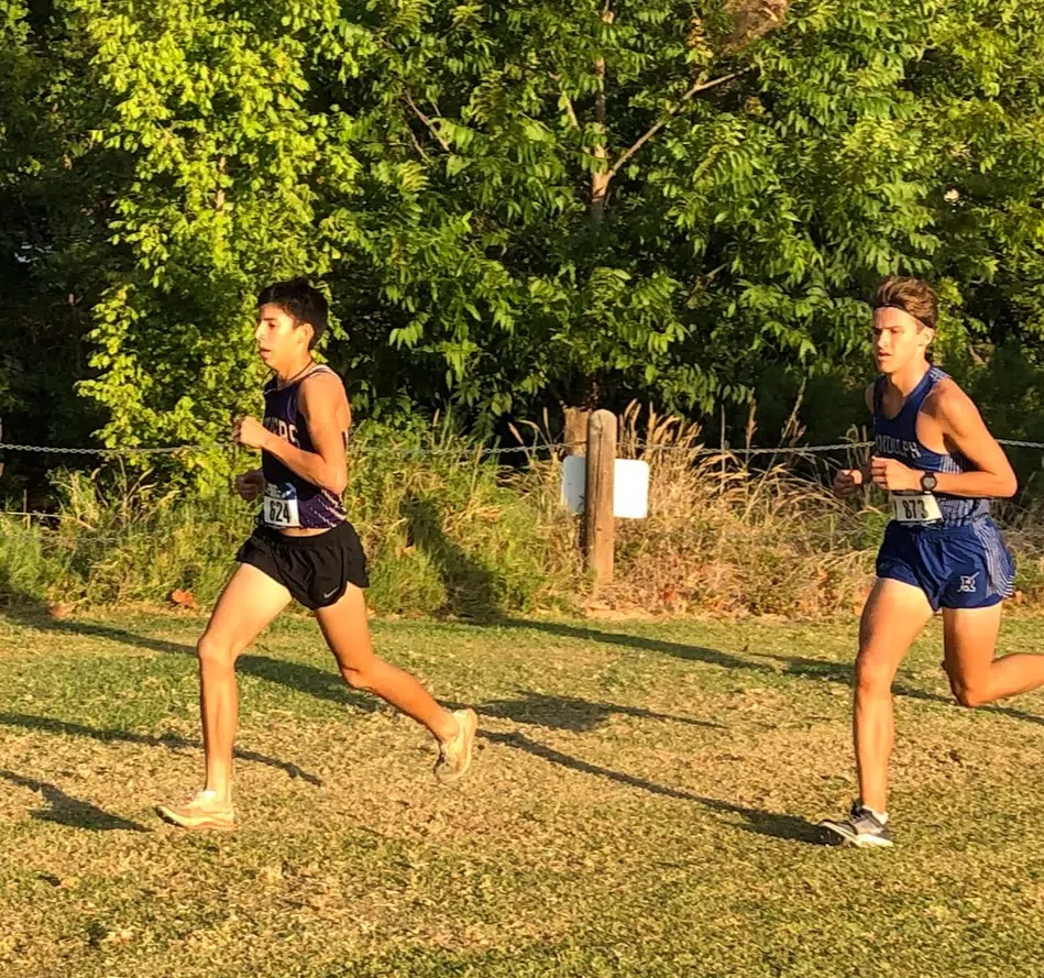 Navarro's Ethan Luu wins Runnin' Rattler Invitational cross country meet