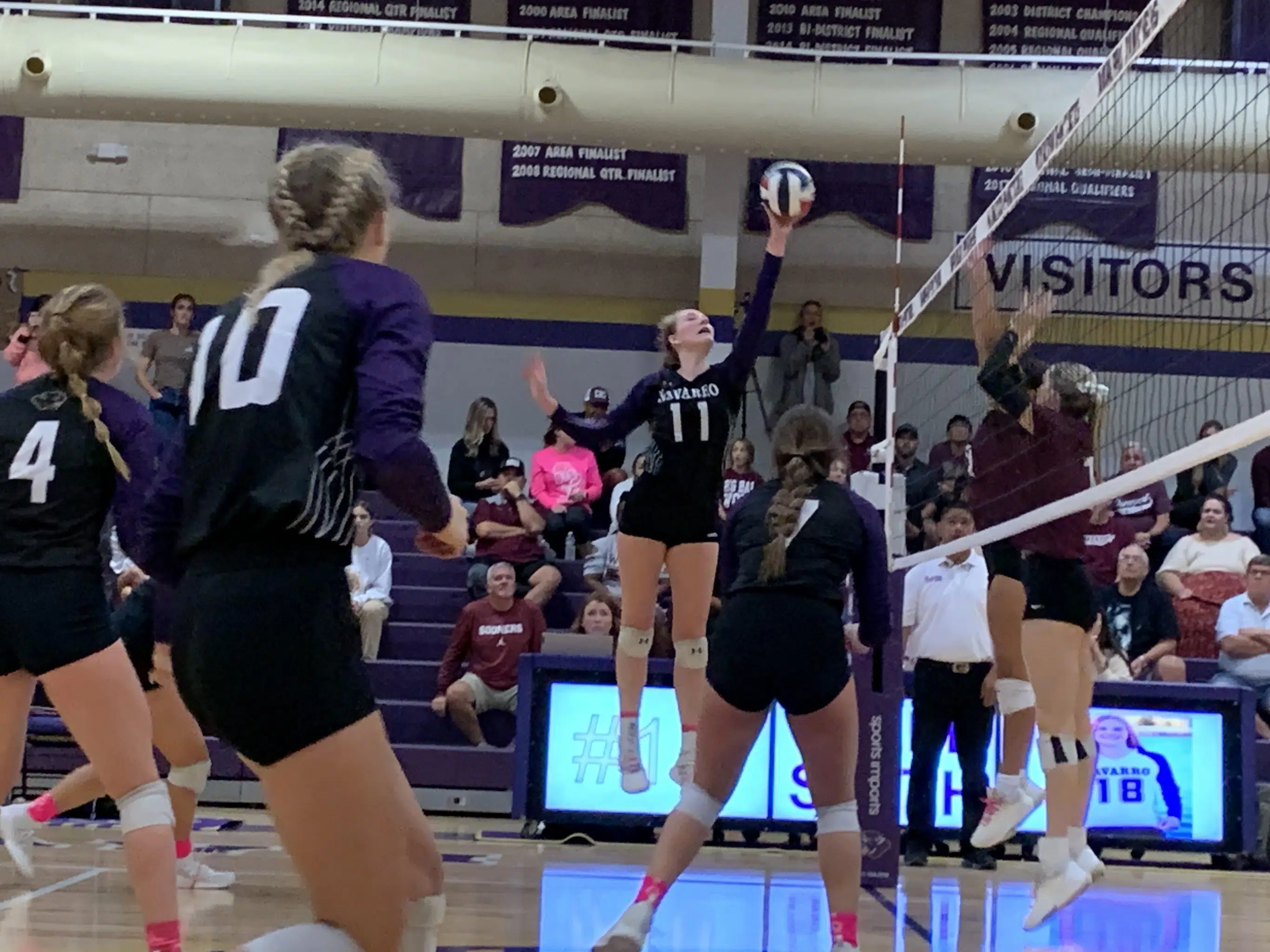 High school volleyball: Navarro falls to 3rd-ranked Davenport while Seguin and Marion earn wins