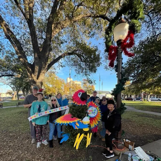 Holiday Stroll Parade set for Tonight Seguin Today