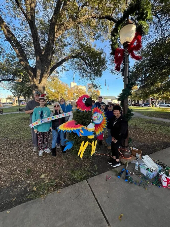 Holiday Stroll Parade  set for Tonight