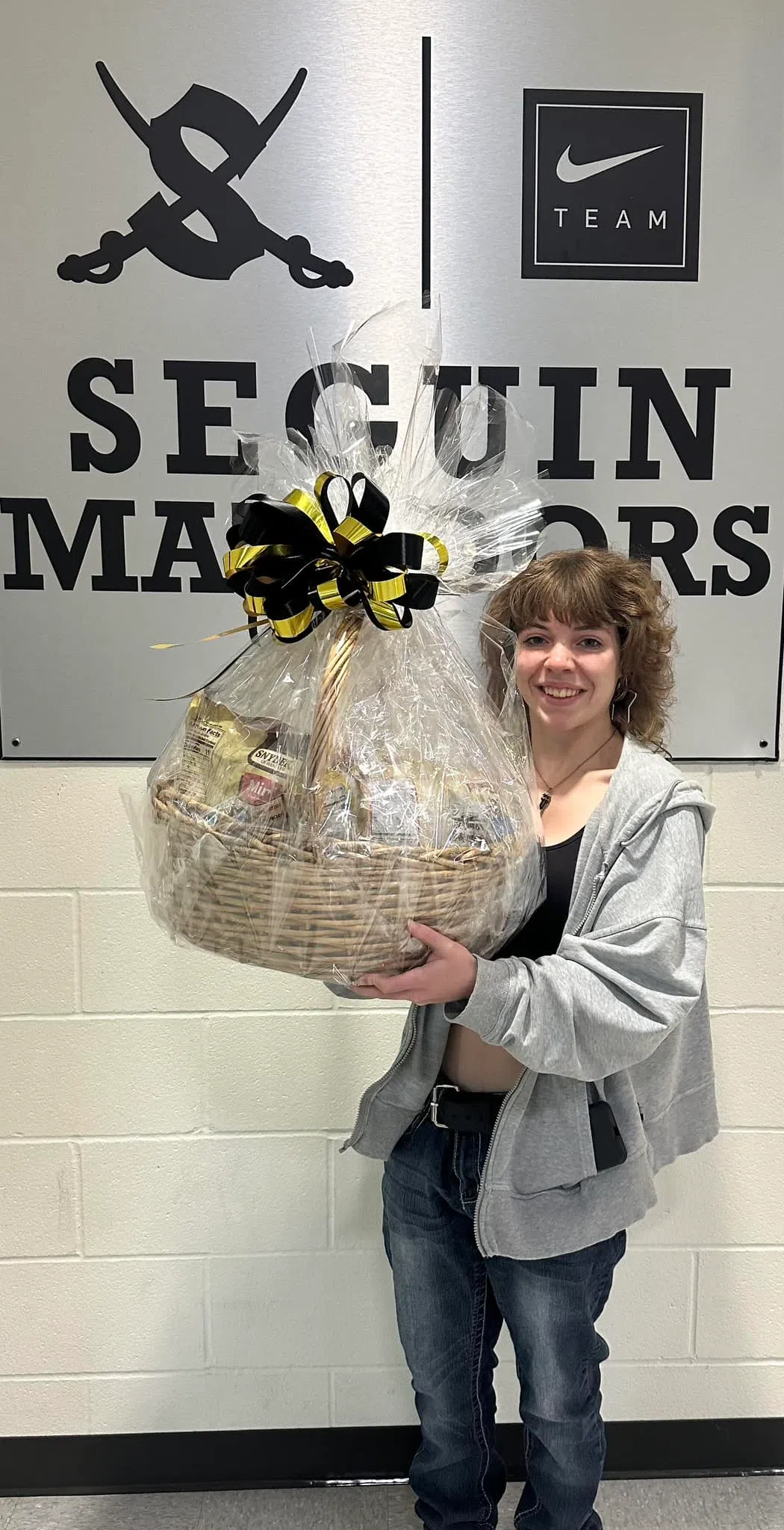 Seguin's MacLeod excels at women's state powerlifting meet