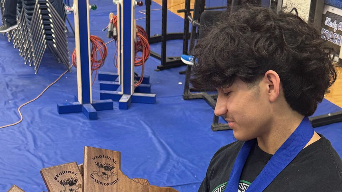 Marion's DeHoyos and Seguin's Medrano head to boys state powerlifting meet - Vimarsana News