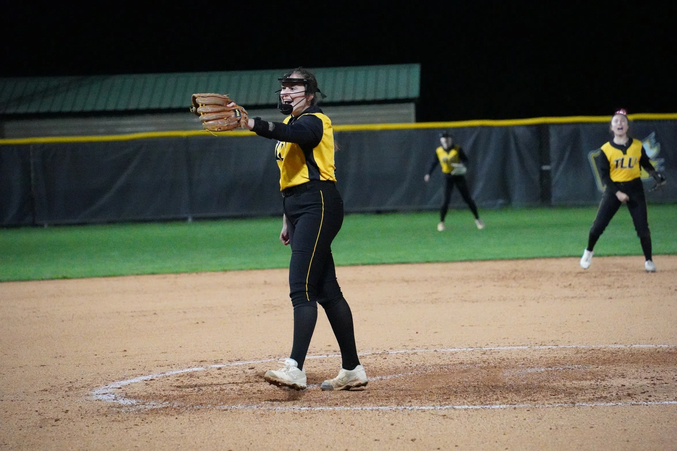 Ashlyn Strother Honored as NFCA National Pitcher of the Week